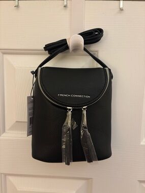French Connection Noreen Slouchy Easy Crossbody Cellphone Black